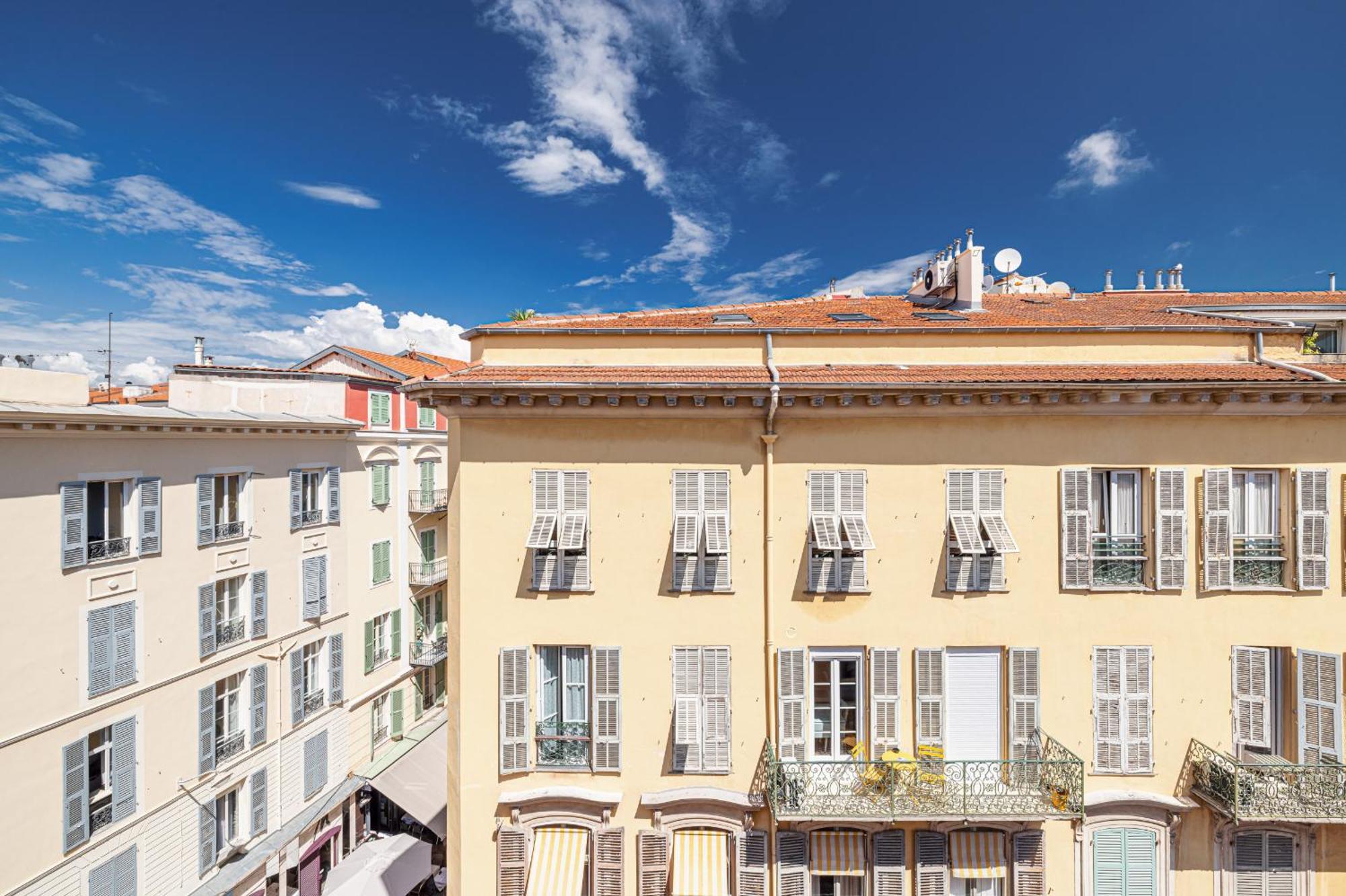 Massena Street - 1 Bdr Duplex With Ac & Parking Apartment Nice Luaran gambar