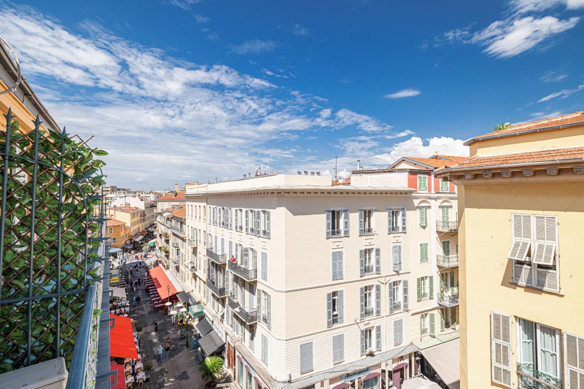 Massena Street - 1 Bdr Duplex With Ac & Parking Apartment Nice Luaran gambar